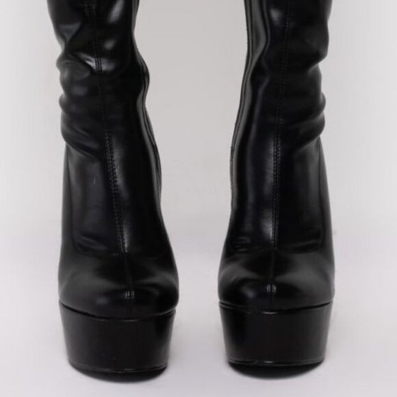 AZALEA WANG  STANDARDS VERY HIGH CHUNKY BOOTIE IN BLACK - Picture 2 of 7